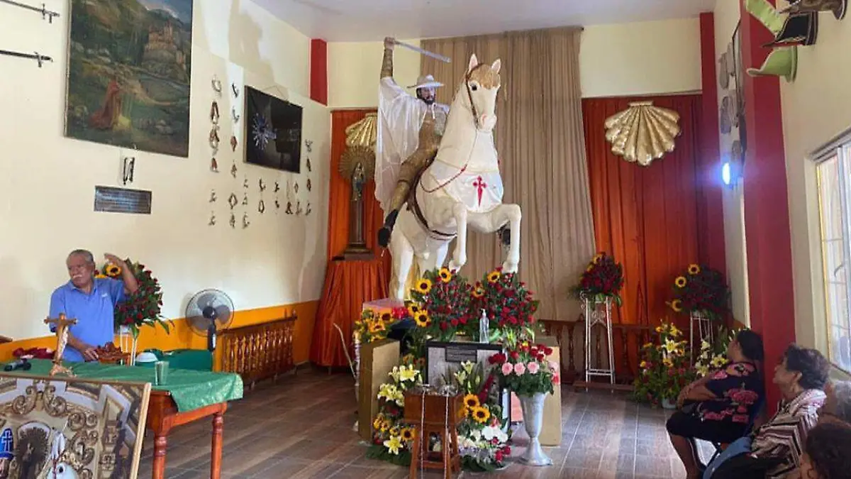 La reapertura del Templo de Santiaguito Apóstol